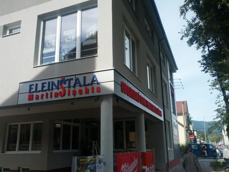 Nadčasové řešení v plechu na sídle firmy Eleinštala